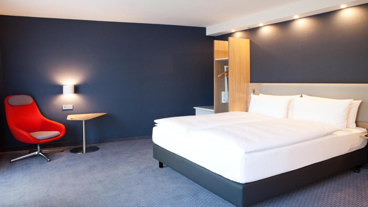 Holiday Inn Express Bochum By Ihg Екстериор снимка