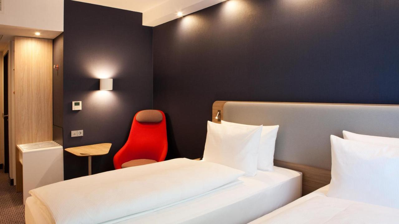 Holiday Inn Express Bochum By Ihg Екстериор снимка