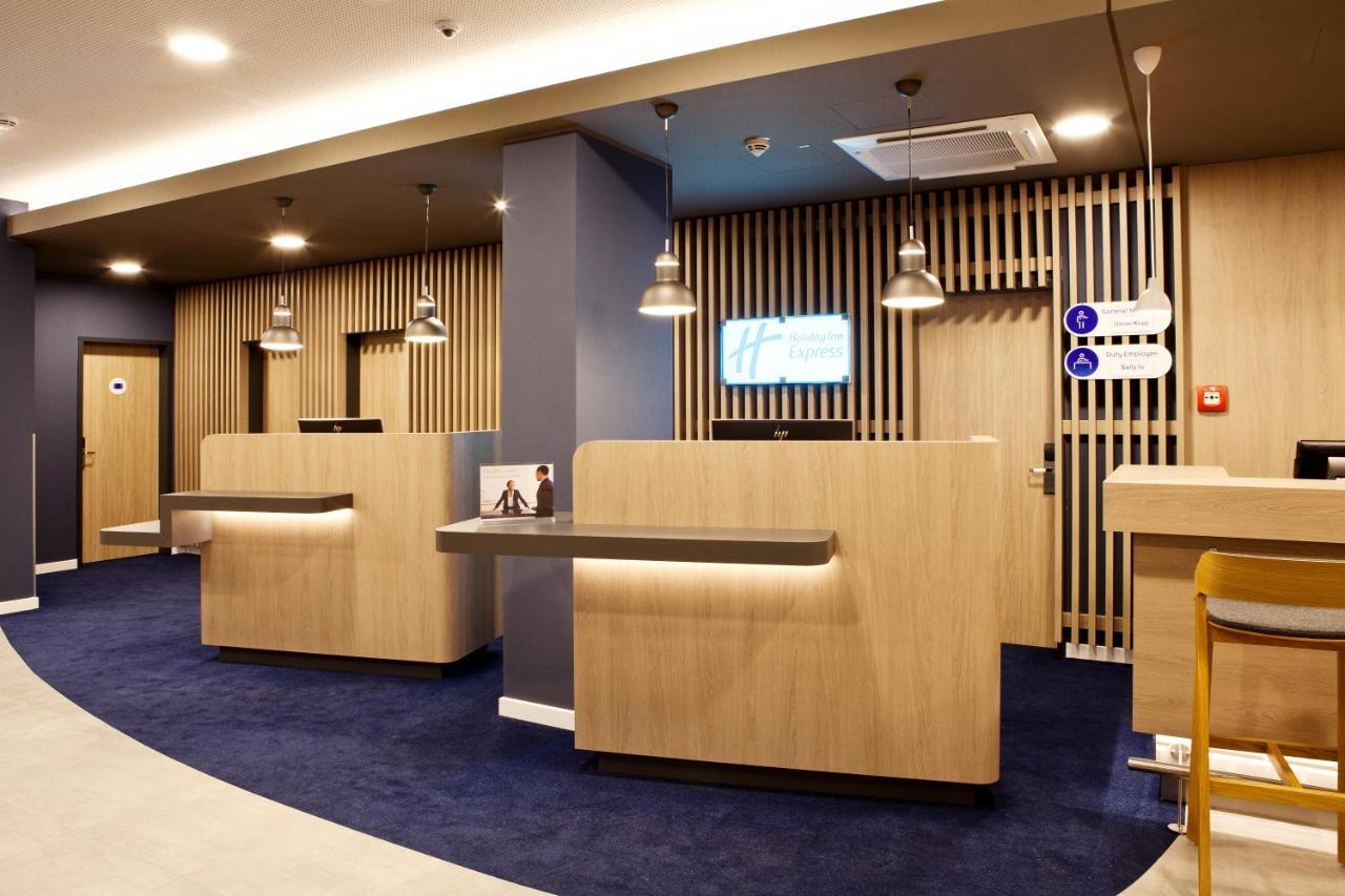 Holiday Inn Express Bochum By Ihg Екстериор снимка