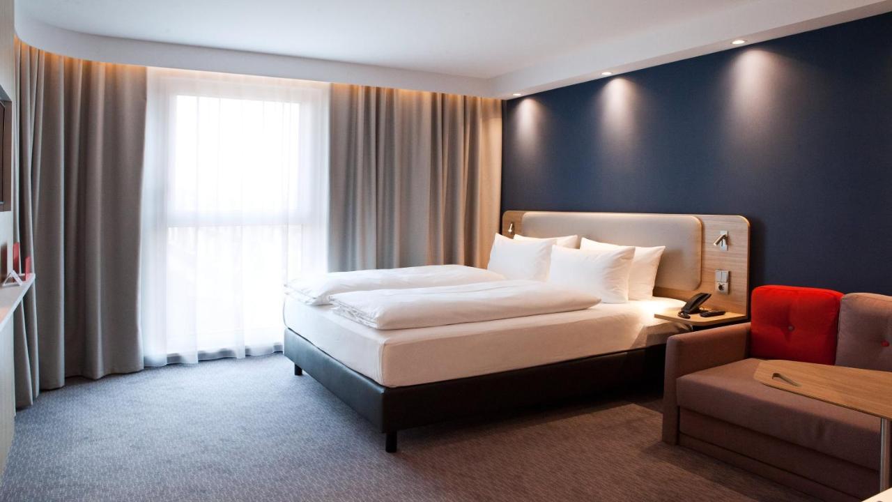 Holiday Inn Express Bochum By Ihg Екстериор снимка