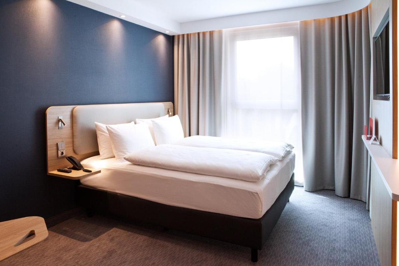 Holiday Inn Express Bochum By Ihg Екстериор снимка
