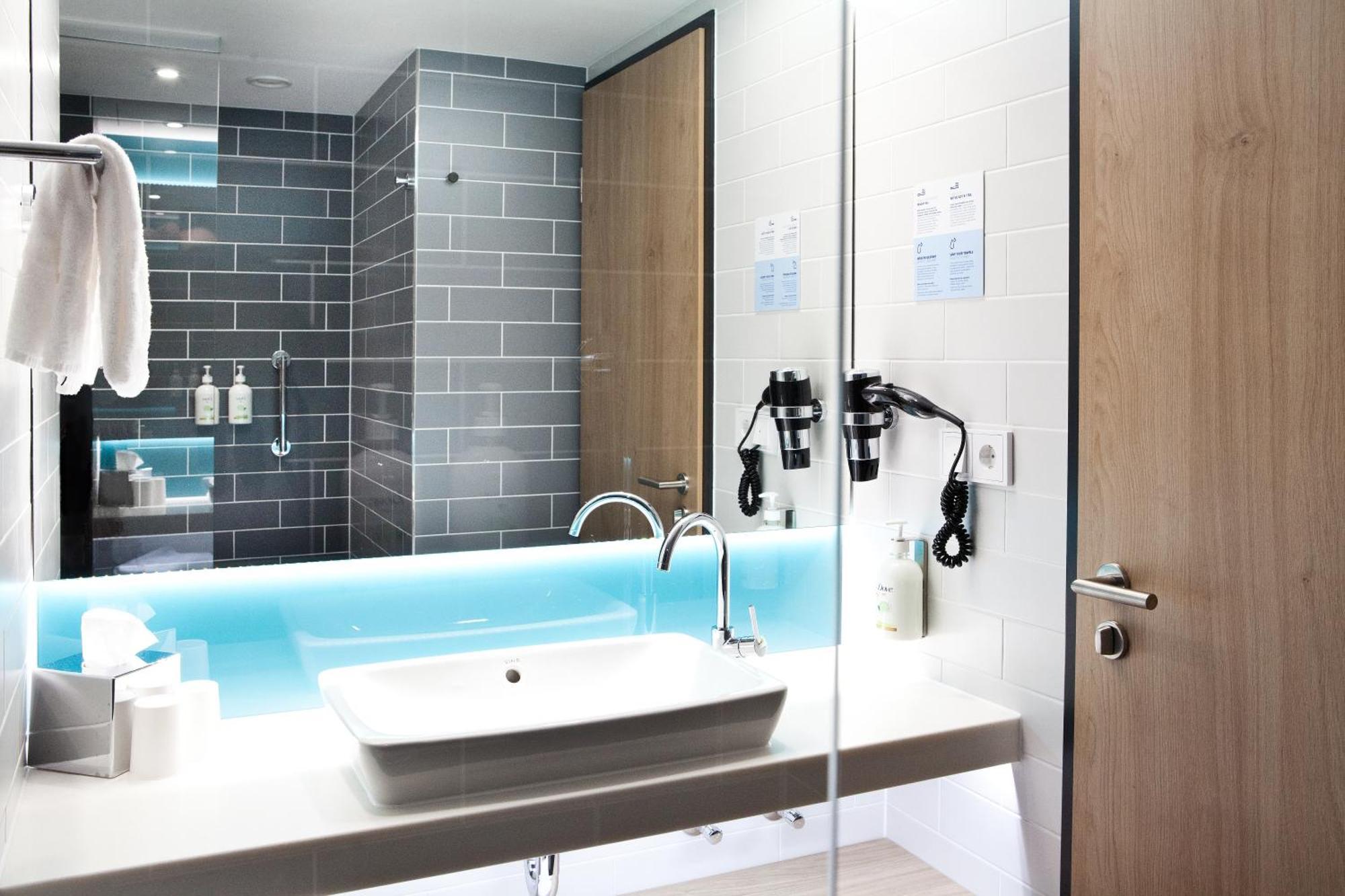 Holiday Inn Express Bochum By Ihg Екстериор снимка