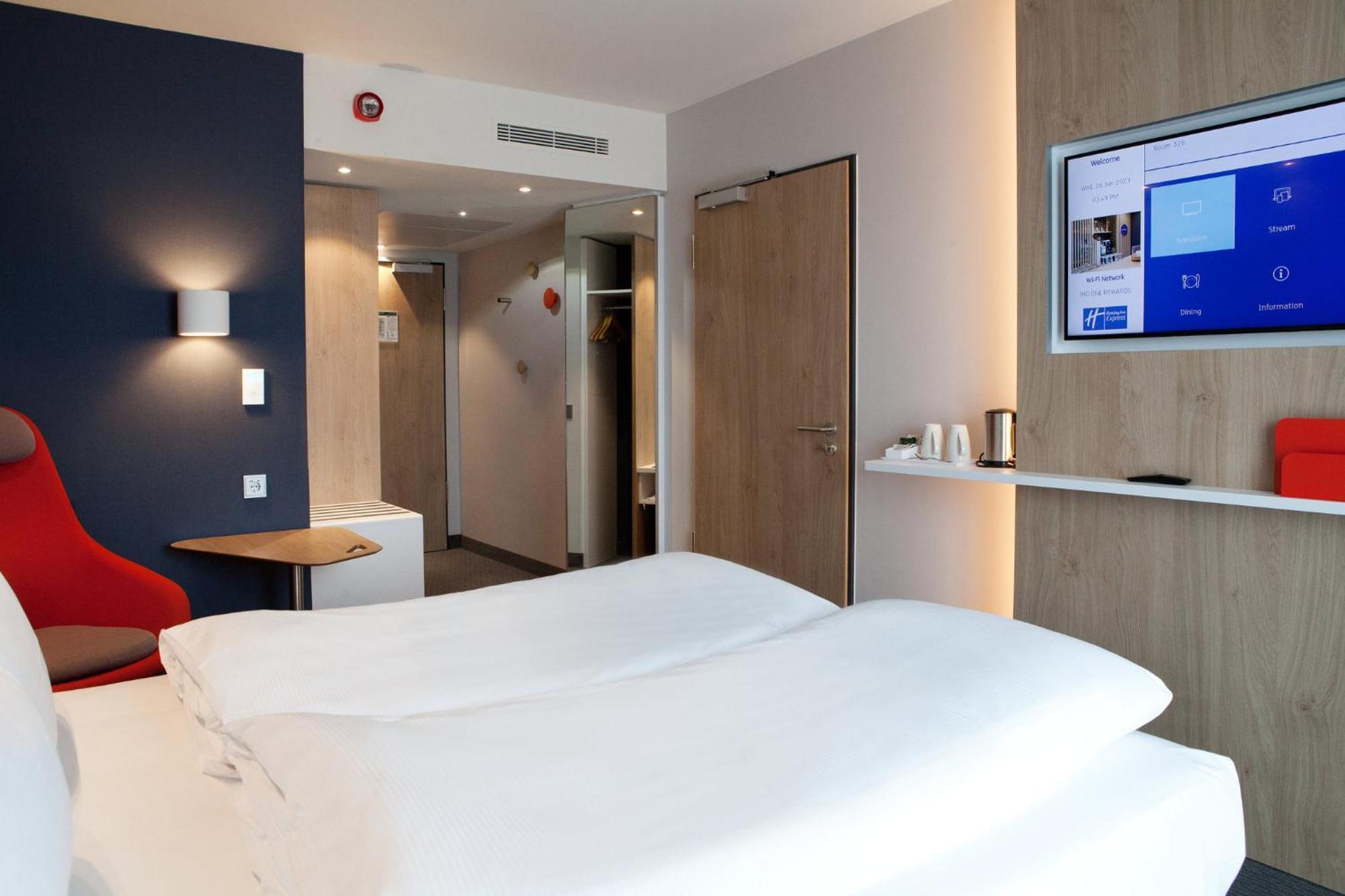 Holiday Inn Express Bochum By Ihg Екстериор снимка