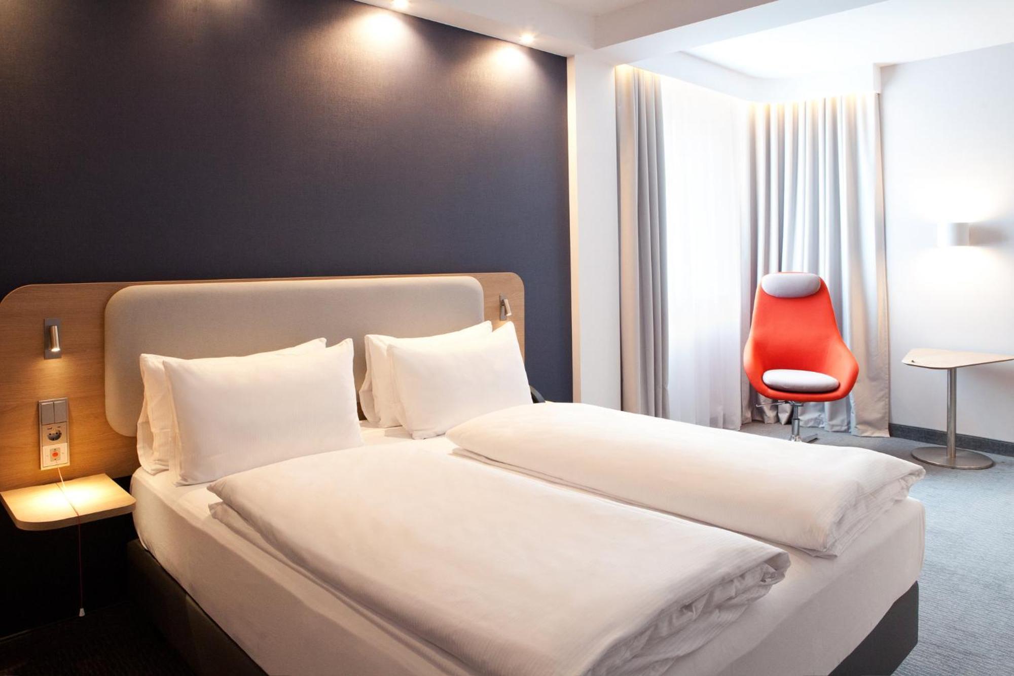 Holiday Inn Express Bochum By Ihg Екстериор снимка