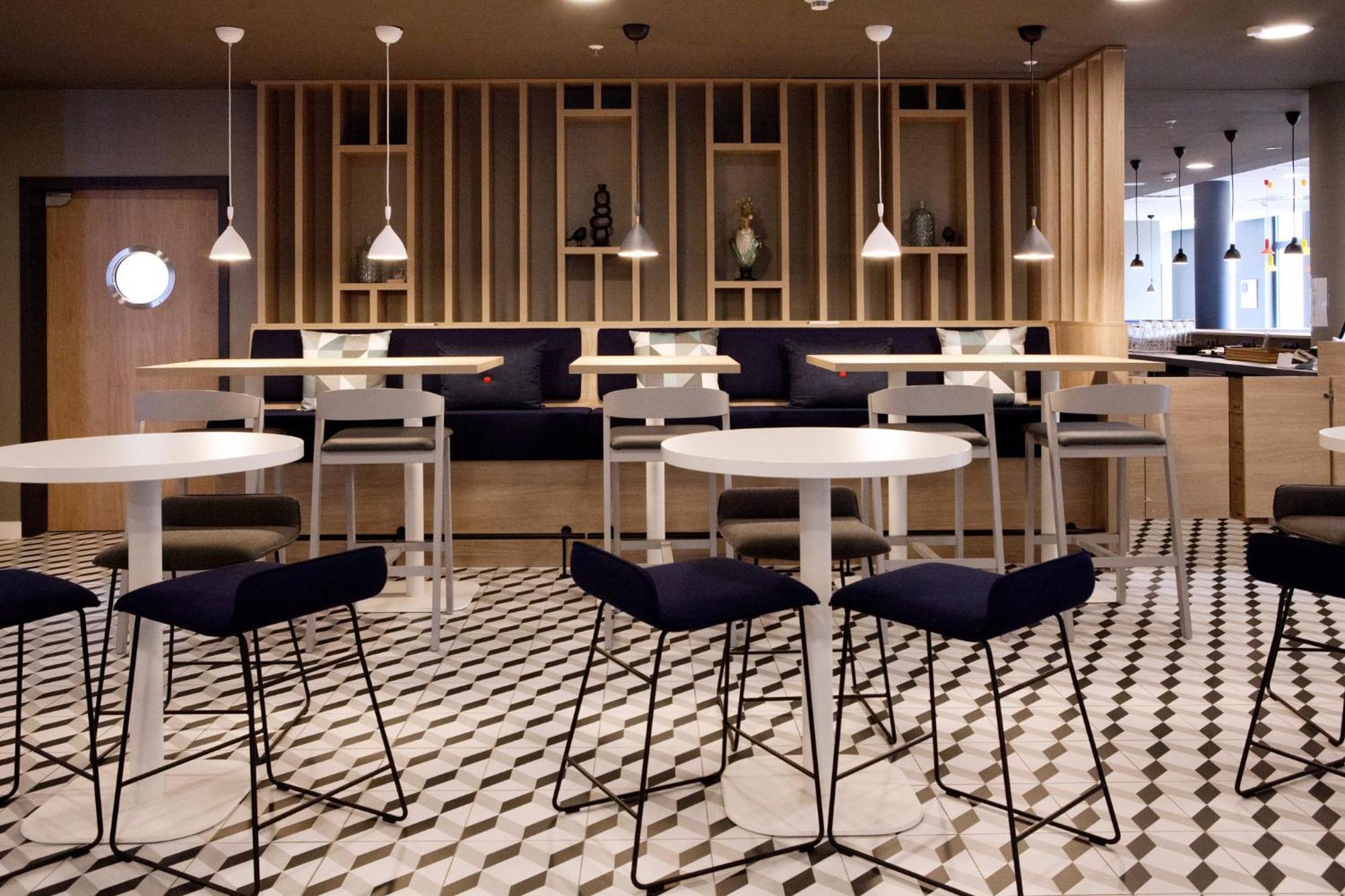 Holiday Inn Express Bochum By Ihg Екстериор снимка
